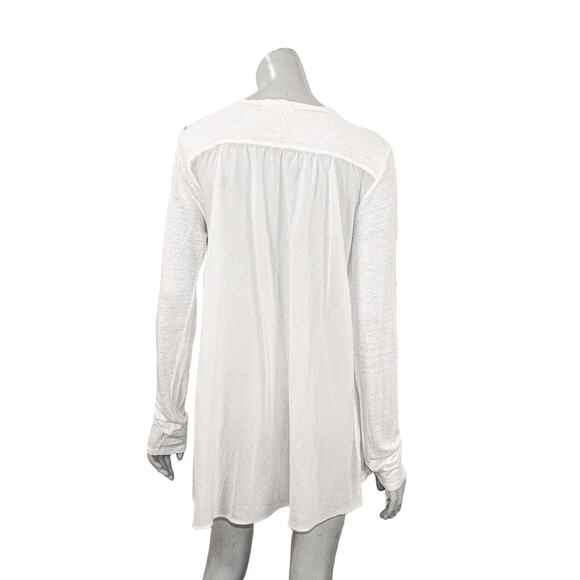 CP SHADES Mixed 100% Linen x Cotton Silk Scoop Neck Pullover in White Medium - Picture 3 of 9